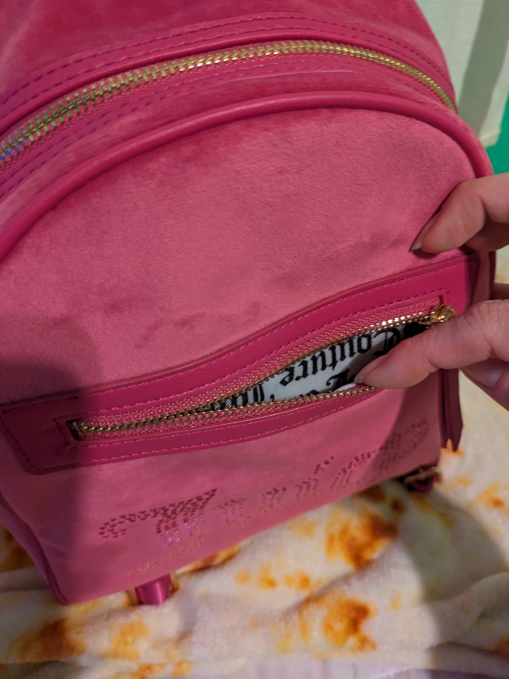 Juicy Couture Raspberry Tart Velvet Rhinestone Logo Small Backpack - Picture 9 of 14